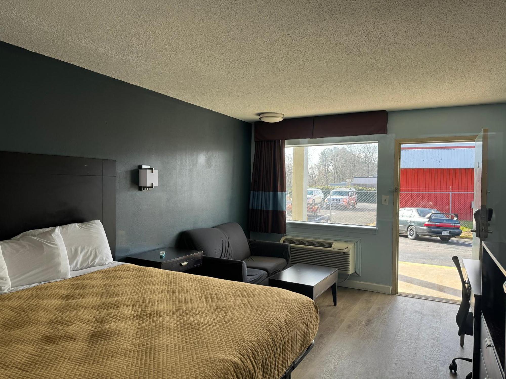 Red Carpet Inn & Suites - Danville Eksteriør billede